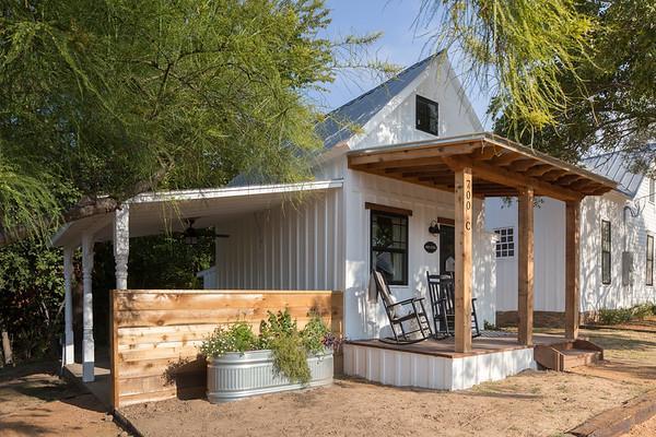 Mustard Seed B&B On The Llano Екстериор снимка
