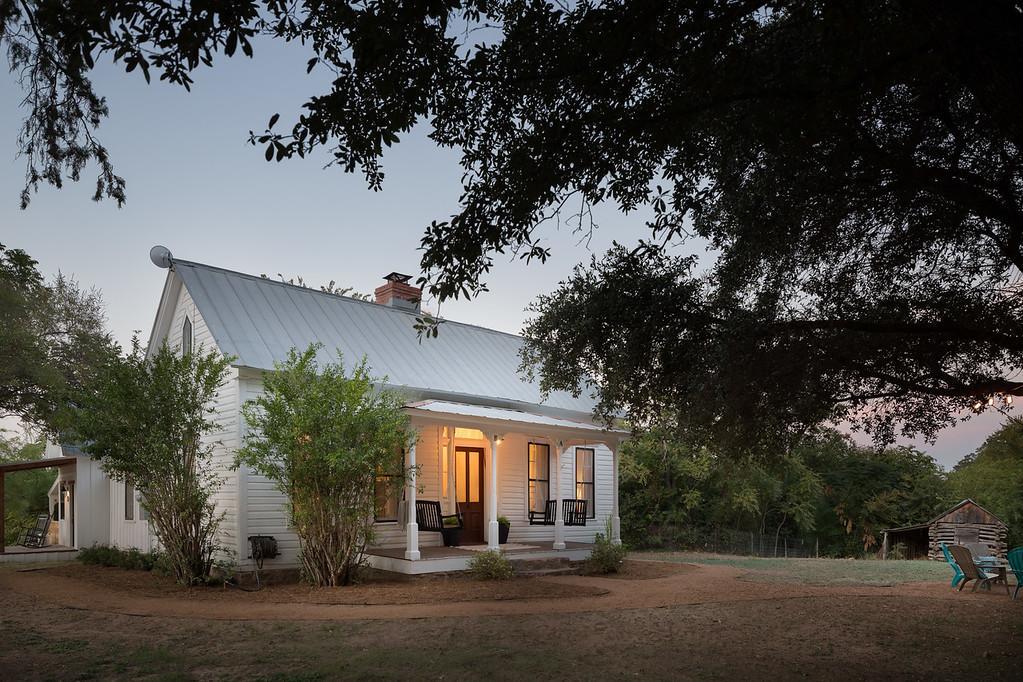 Mustard Seed B&B On The Llano Екстериор снимка